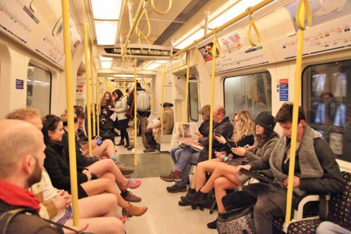 no-trouser-tube-ride-1024x683