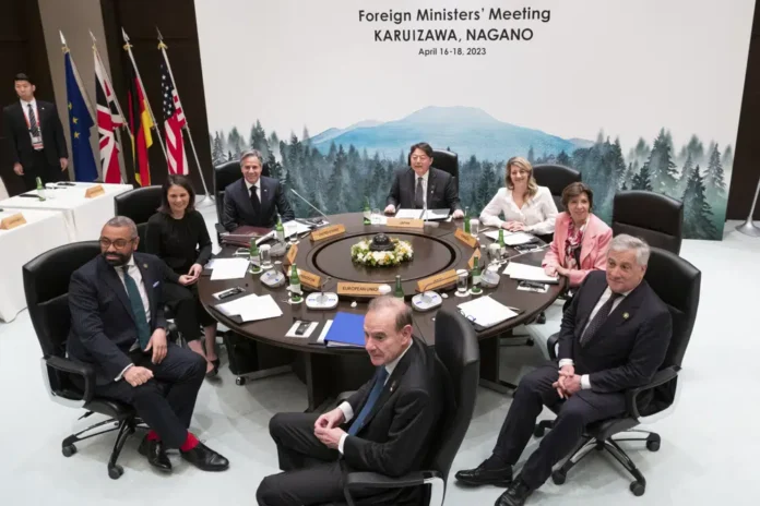 g7