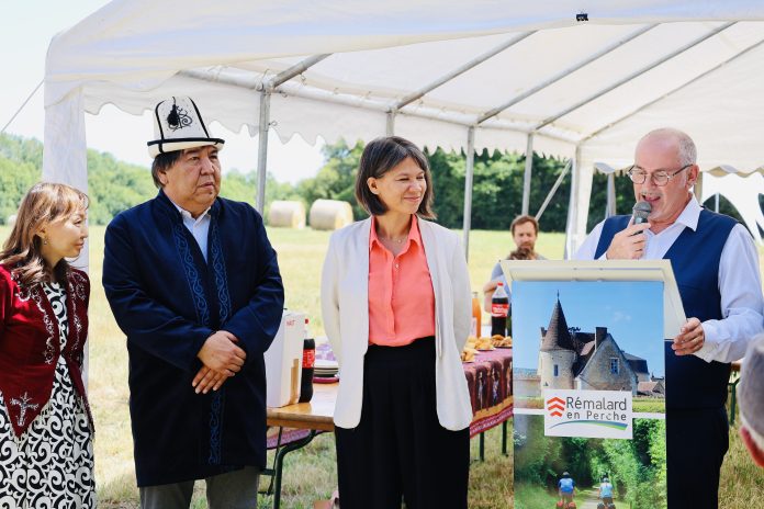 Launch of the Nomad Festival in Perche, with its mayor and founder Sadyk Sher-Niyaz, France, June 2025
